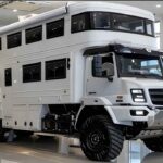 2026 Mercedes Zetros Double Decker 6×6 Motorhome